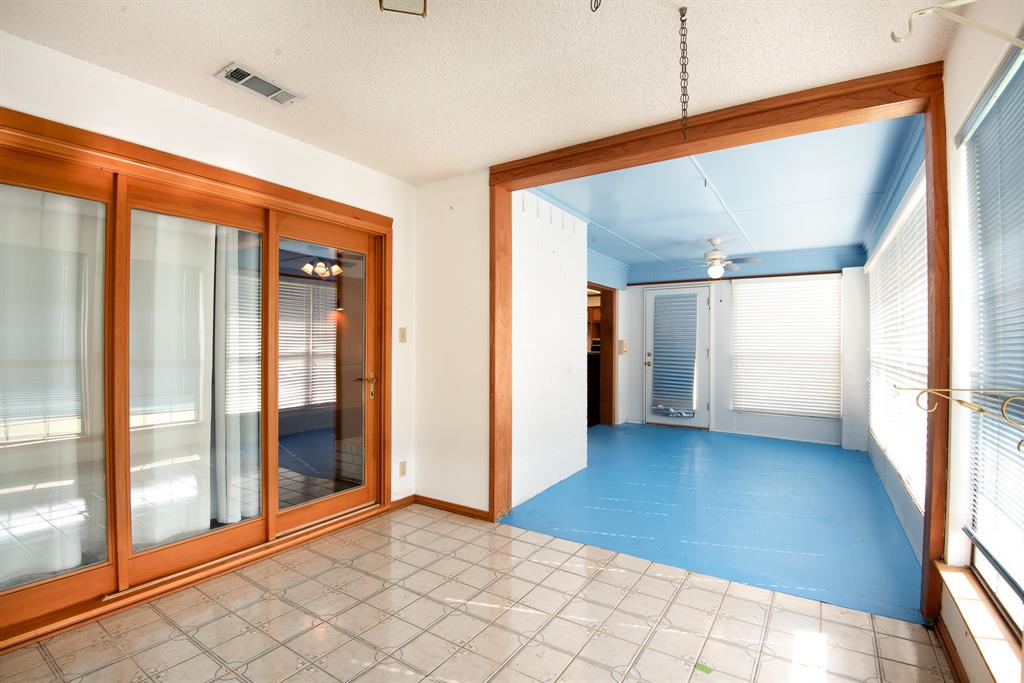 6883 County Road 4098 Property Photo 16