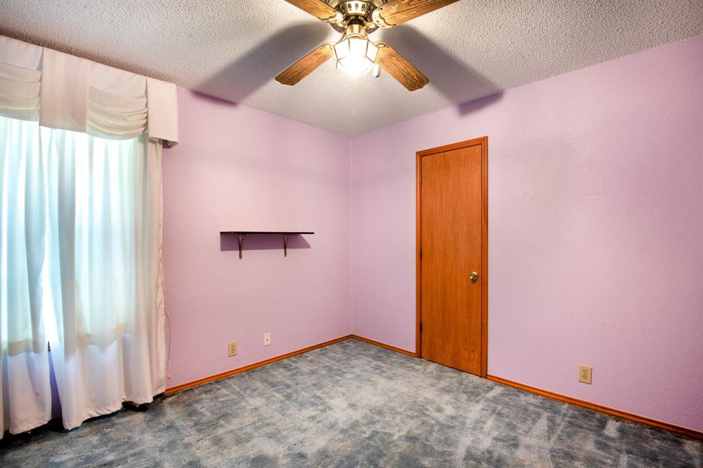 6883 County Road 4098 Property Photo 17