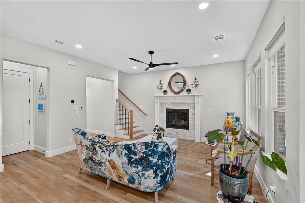 7105 Granada Place Property Photo 4