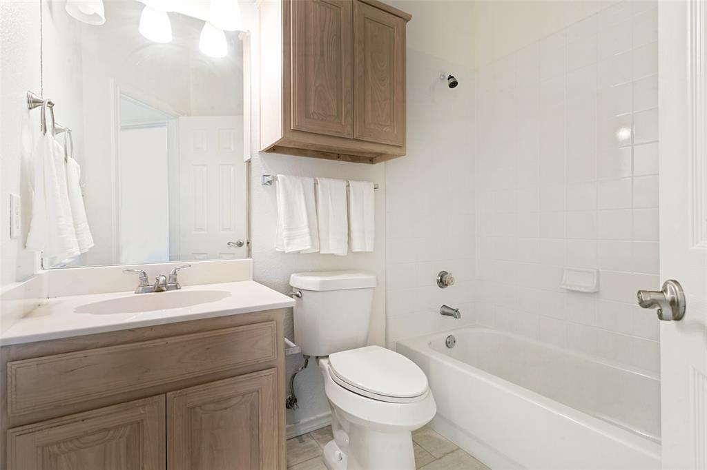 513 Creek Court Property Photo 10