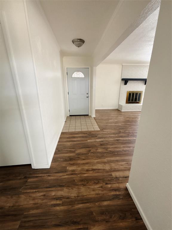 526 Park Lane Property Photo 4