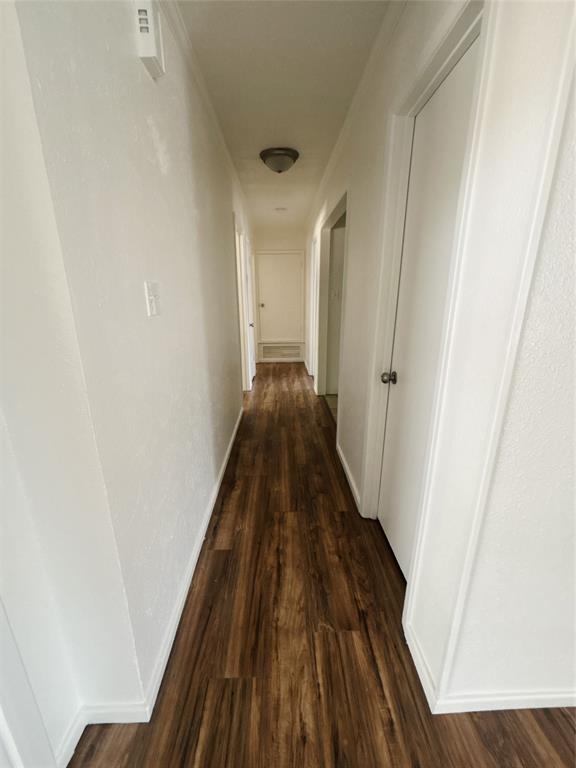 526 Park Lane Property Photo 13