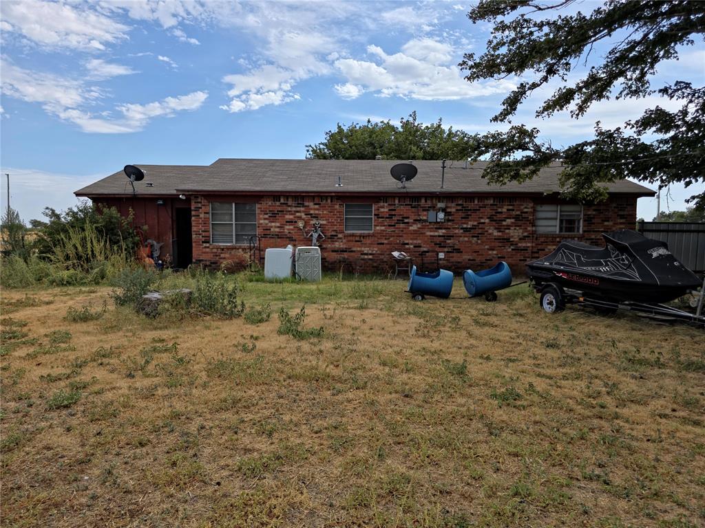 906 W 13th Street Property Photo 6