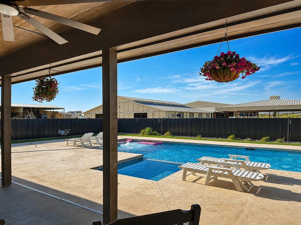 201 Fm 1750 Property Photo 2