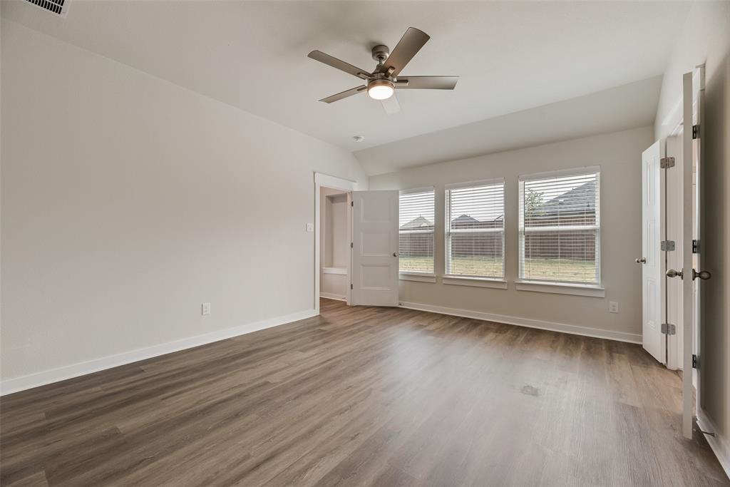 2850 Robertson Way Property Photo 10