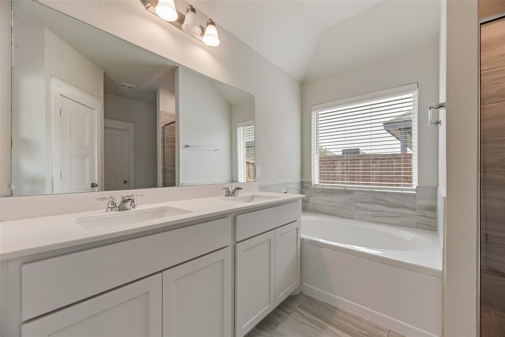 2850 Robertson Way Property Photo 11