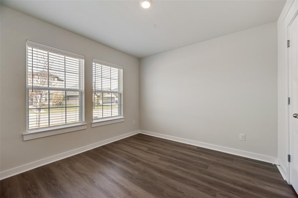 2850 Robertson Way Property Photo 13
