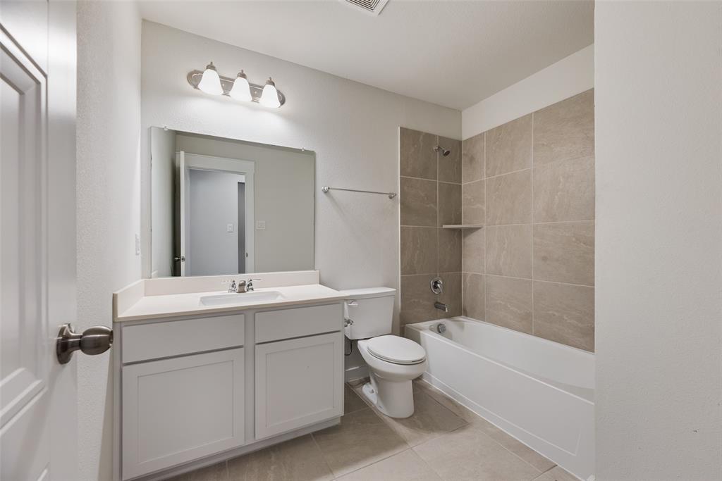 2850 Robertson Way Property Photo 14