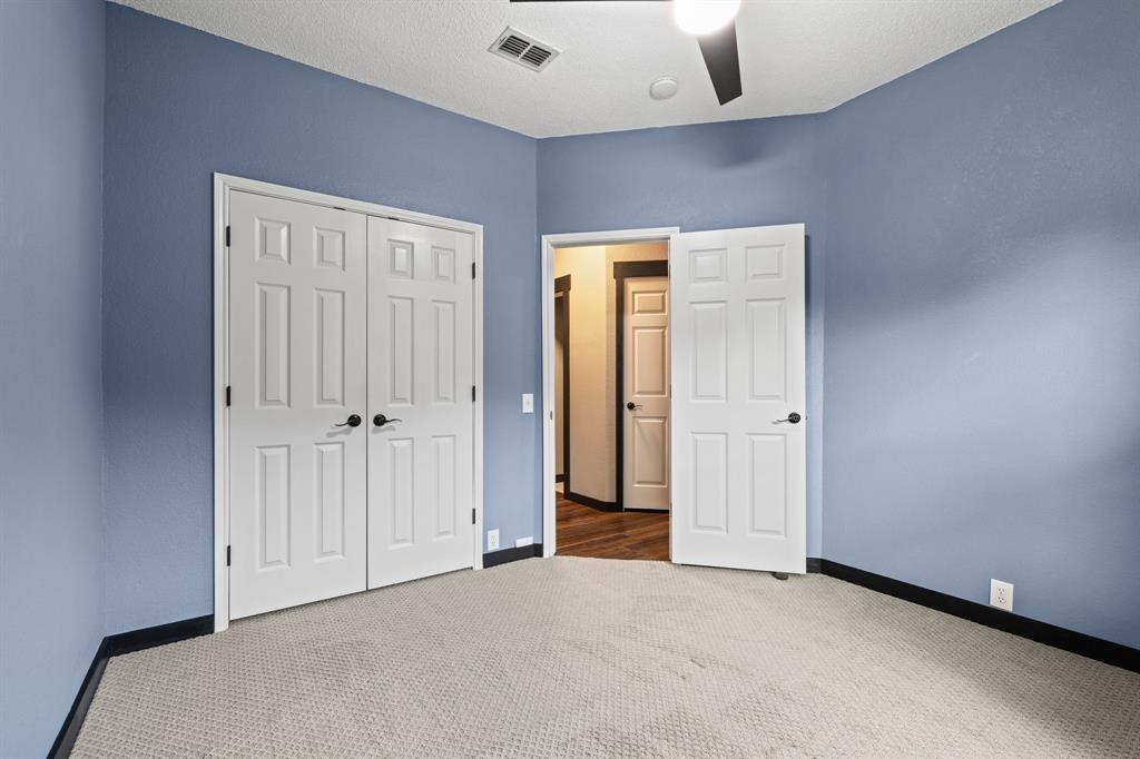 7228 Cross Keys Drive Property Photo 9