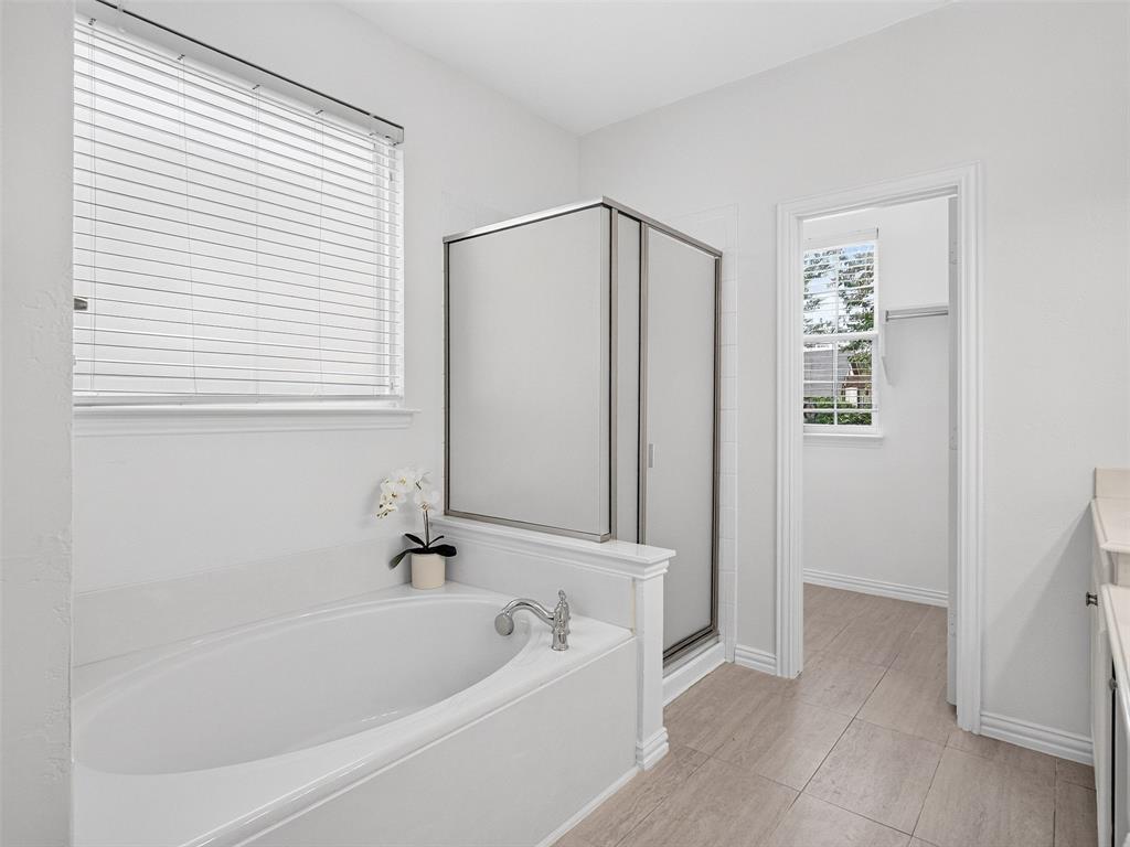 5612 Leven Lane Property Photo 25