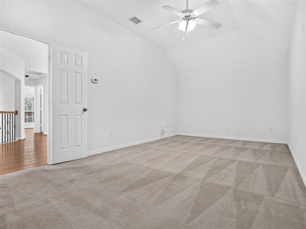 5612 Leven Lane Property Photo 31