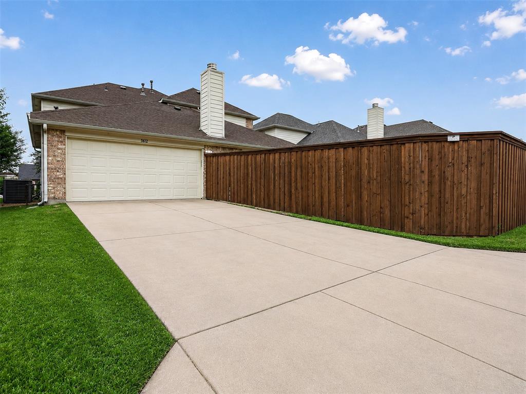 5612 Leven Lane Property Photo 37