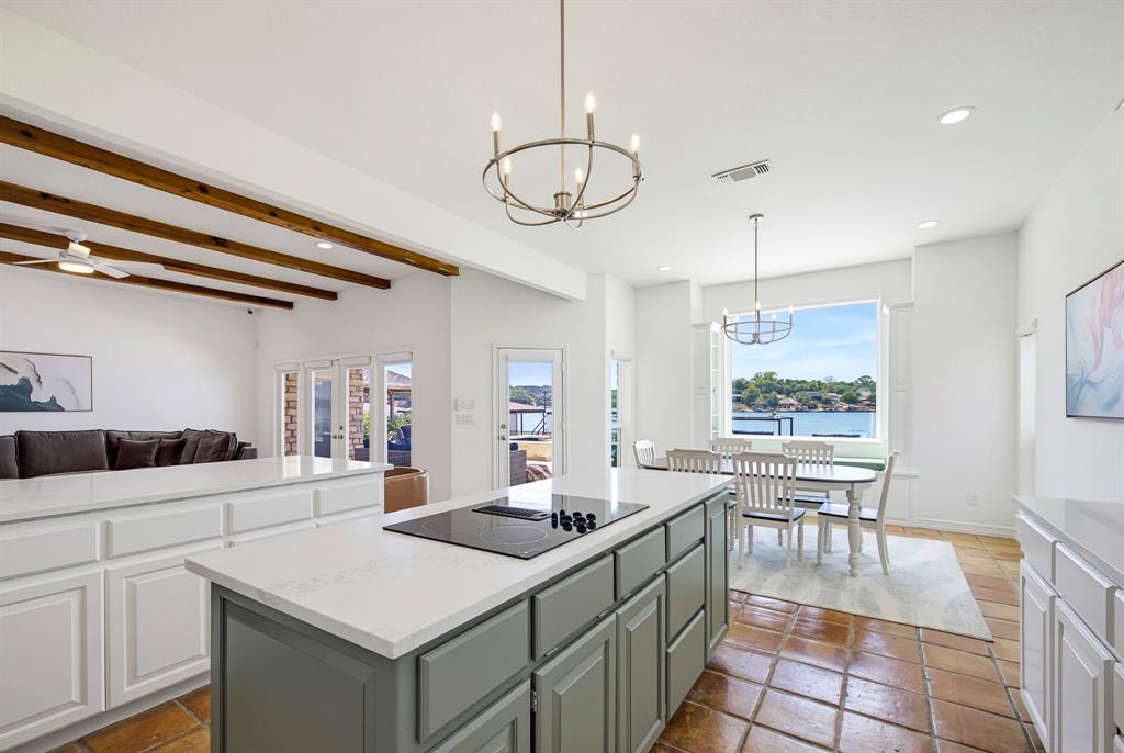 2326 River Road Property Photo 13