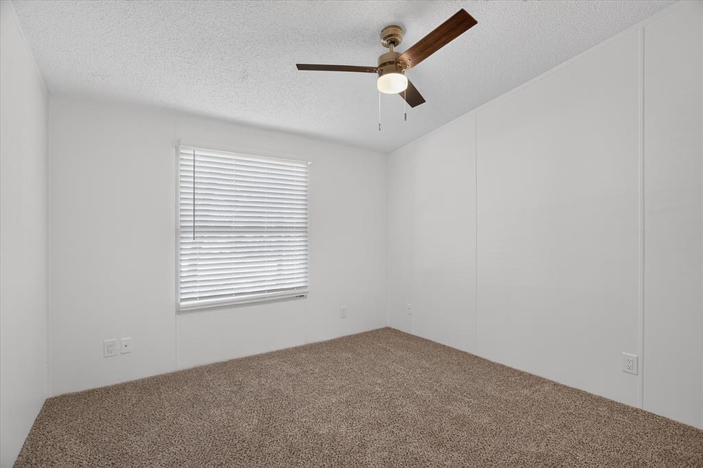 4631 Lyndi Lane Property Photo 15