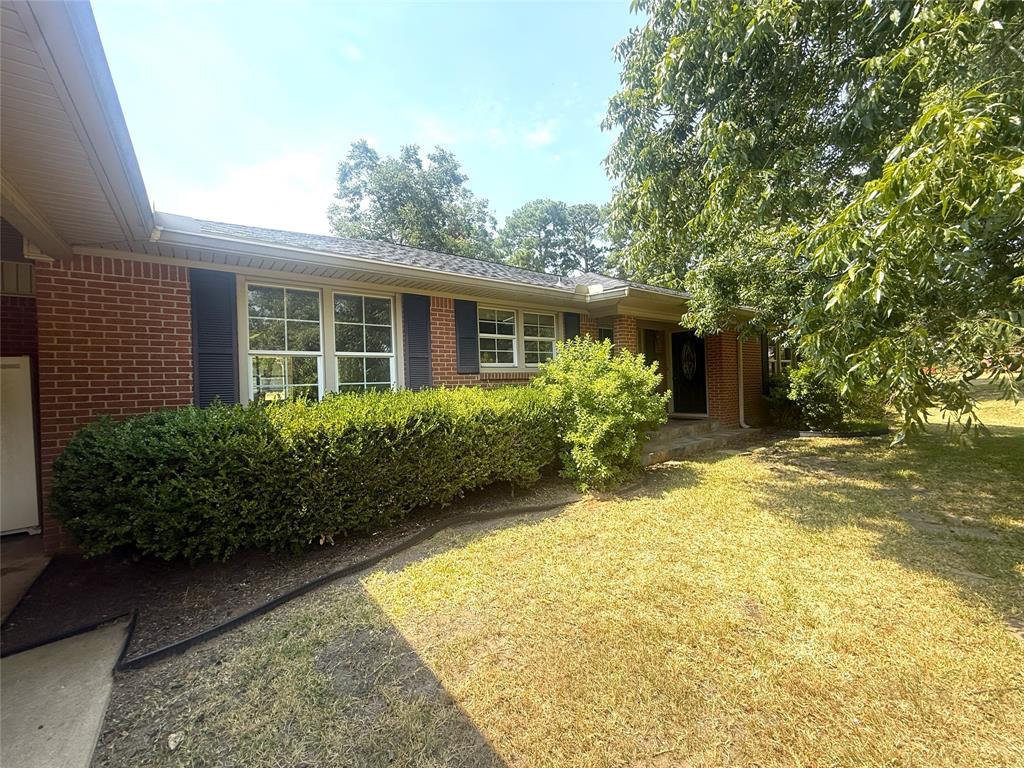 304 6th Street Nw Property Photo 1