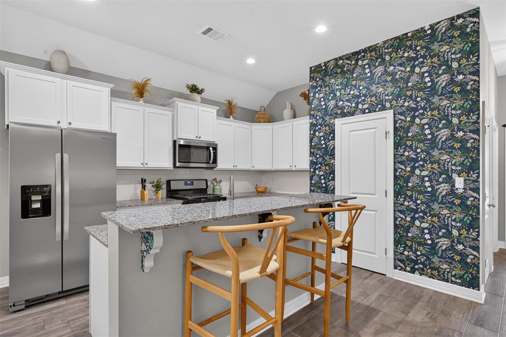 379 Mousse Ruelle Drive Property Photo 4