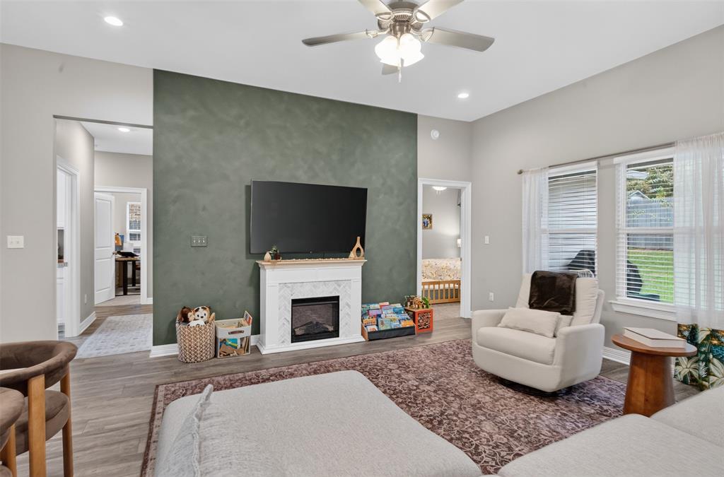 379 Mousse Ruelle Drive Property Photo 11