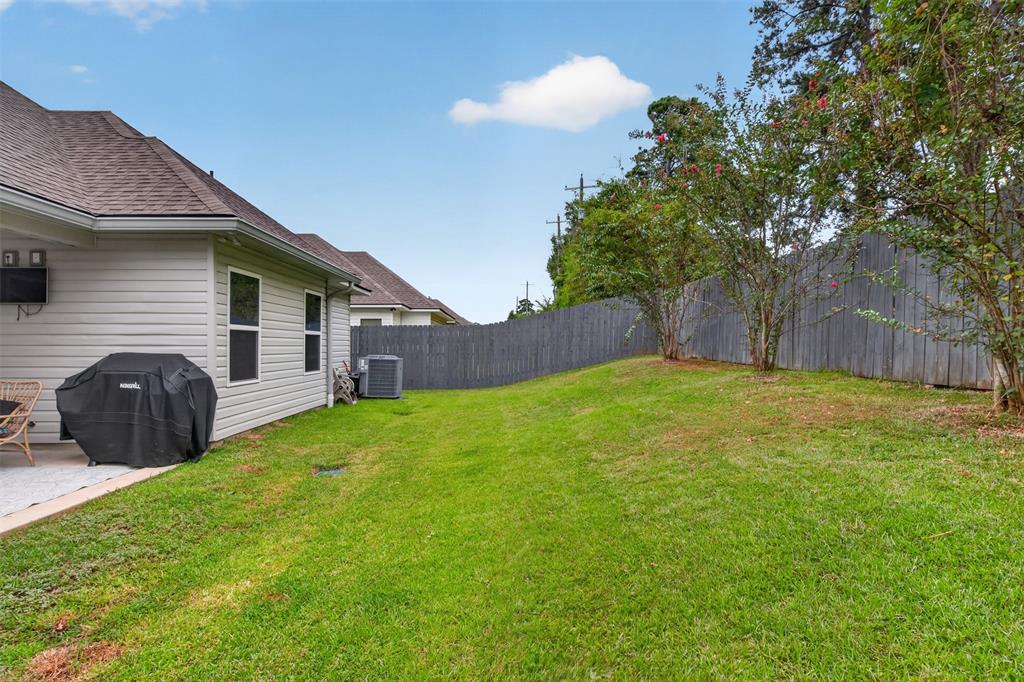 379 Mousse Ruelle Drive Property Photo 29