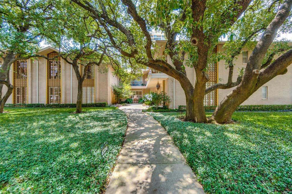 6324 Bandera Avenue B Property Photo 1