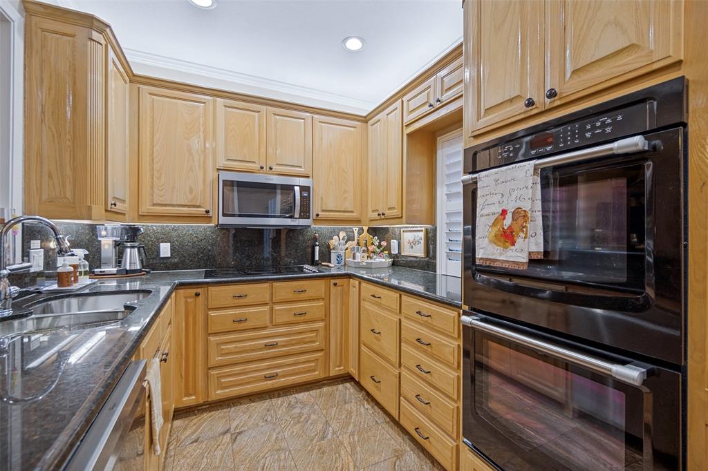 6324 Bandera Avenue B Property Photo 21