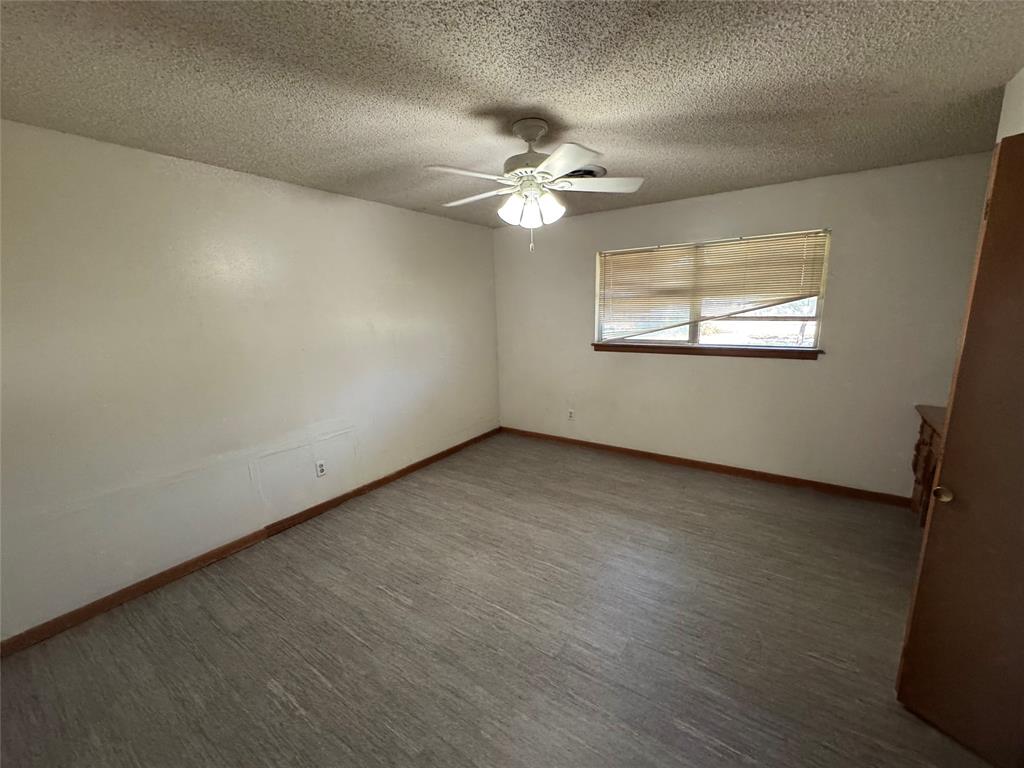 598 Washington Boulevard Property Photo 8