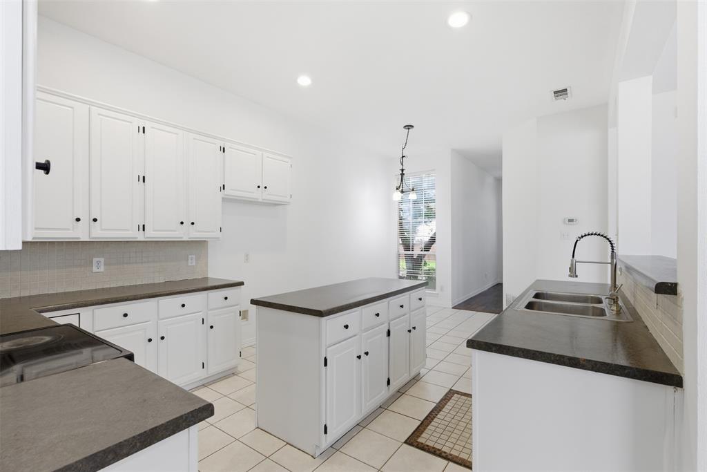 3221 Corning Drive Property Photo 12