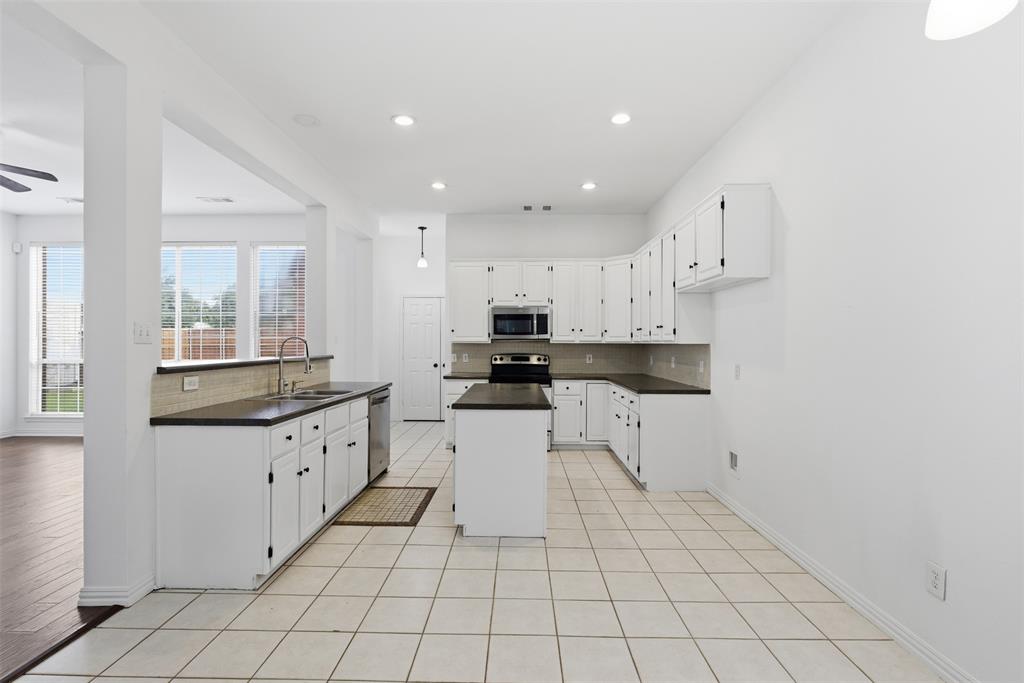 3221 Corning Drive Property Photo 14