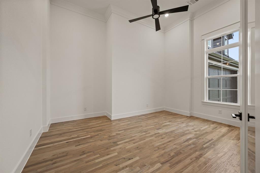 6009 Rolling Creek Court Property Photo 5