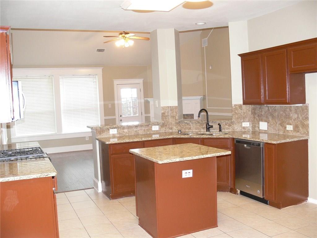 4917 Silverweed Drive Property Photo 5