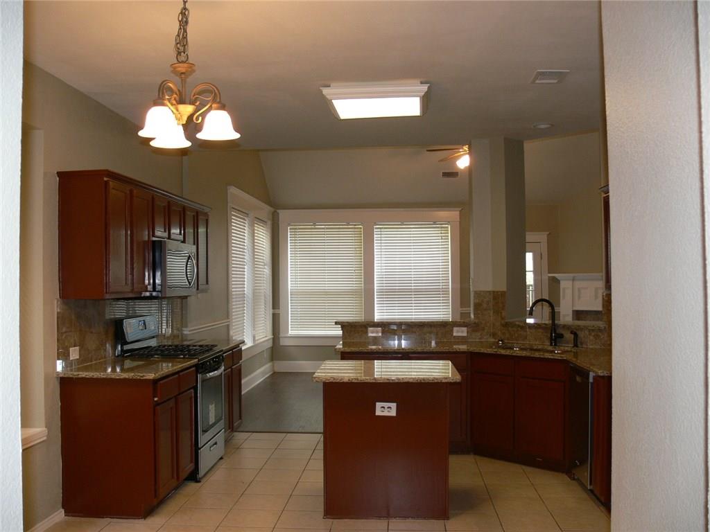 4917 Silverweed Drive Property Photo 6