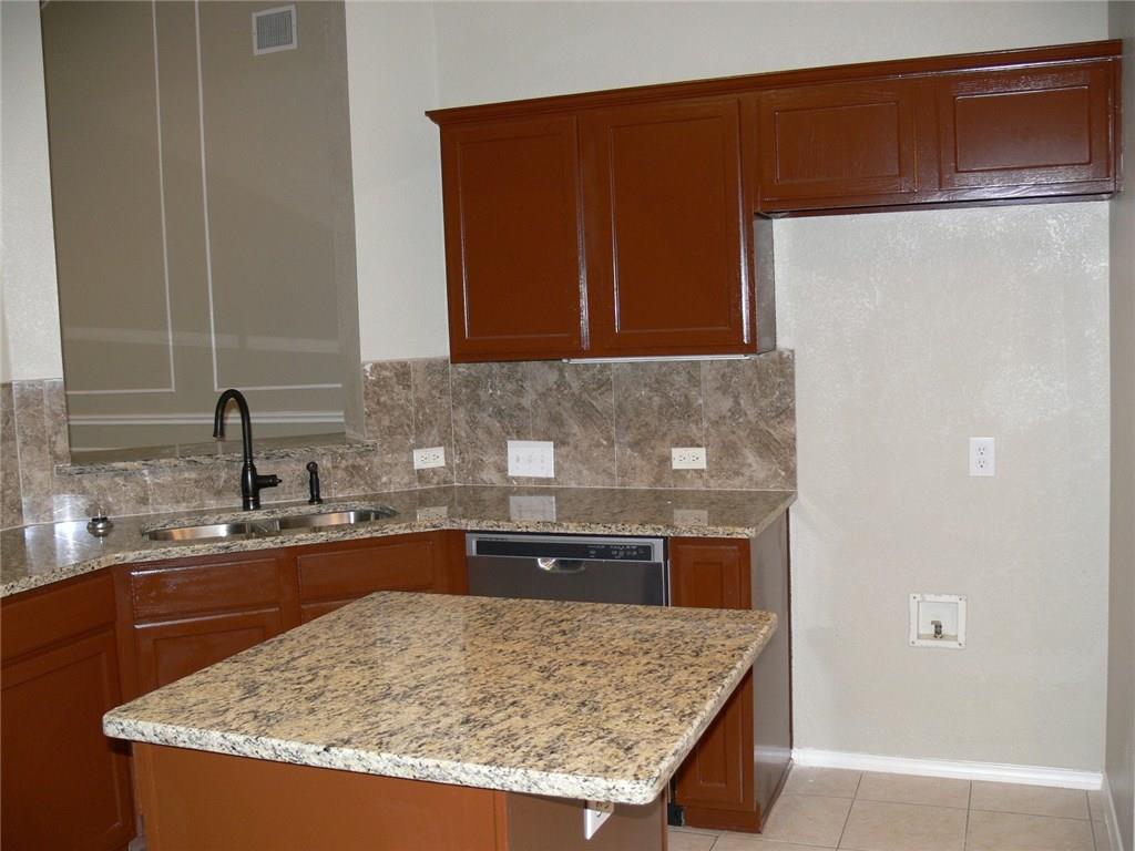 4917 Silverweed Drive Property Photo 7