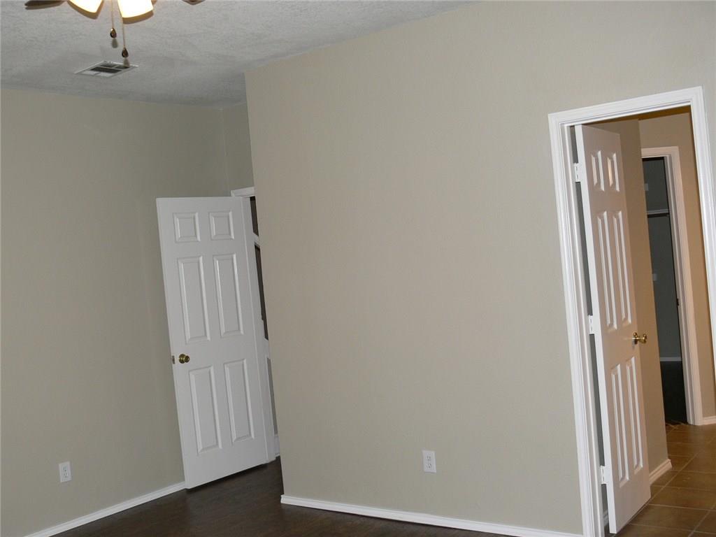 4917 Silverweed Drive Property Photo 16
