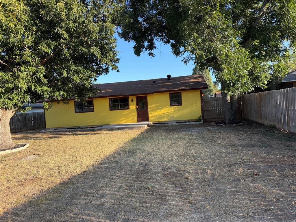 4403 Westridge Drive Property Photo 5