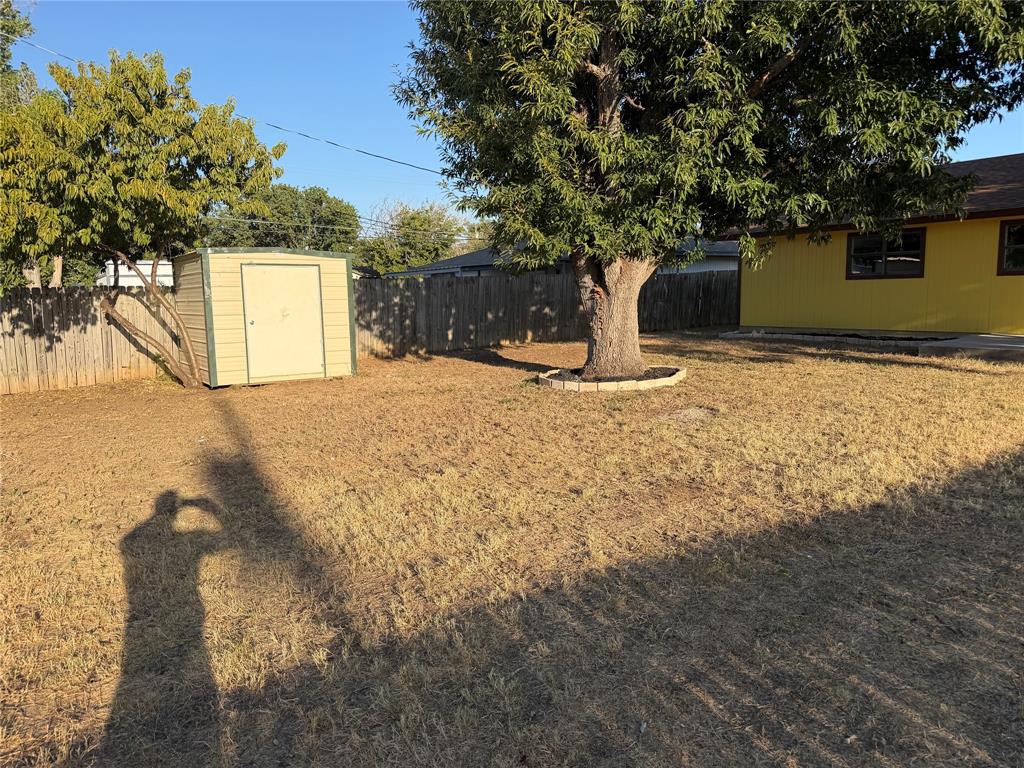 4403 Westridge Drive Property Photo 7