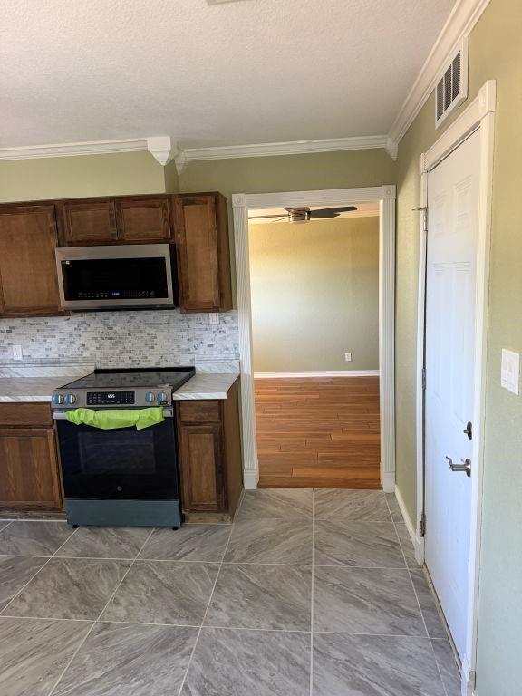 4403 Westridge Drive Property Photo 10
