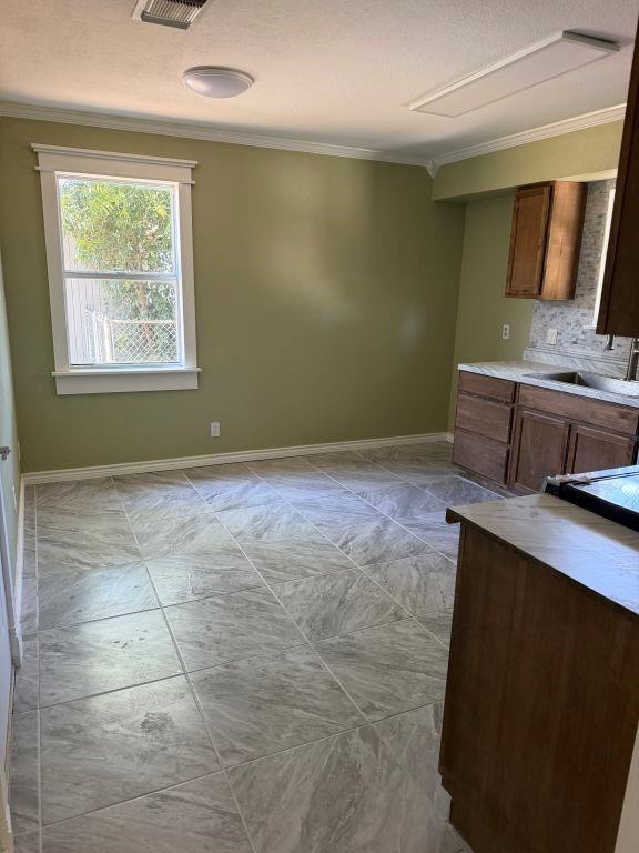 4403 Westridge Drive Property Photo 11