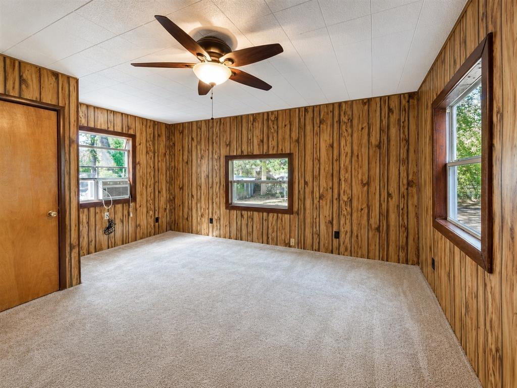 1921 Lone Eagle Drive Property Photo 12