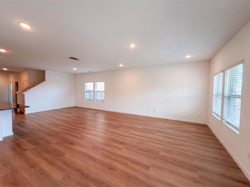 2506 Tahoe Drive Property Photo 7
