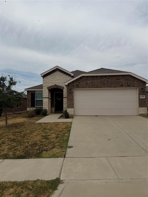 1241 Vernon Drive Property Photo 2