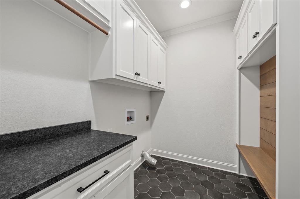 324 Stone Manor Drive Property Photo 19