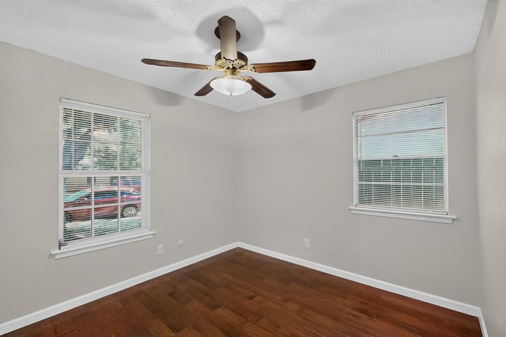2441 Lakeshore Drive Property Photo 20