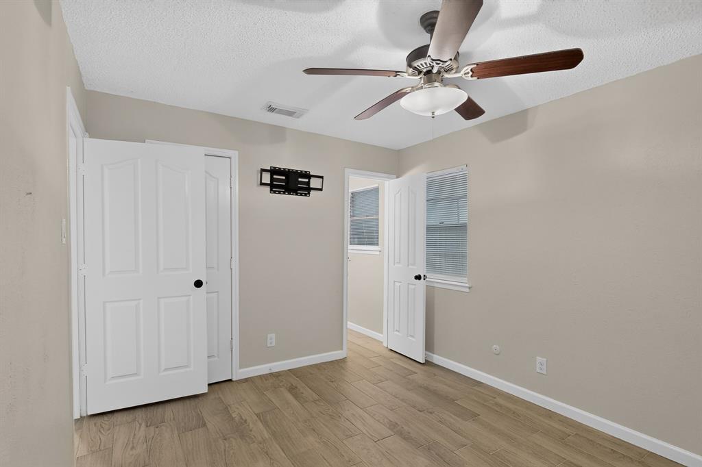 2441 Lakeshore Drive Property Photo 29
