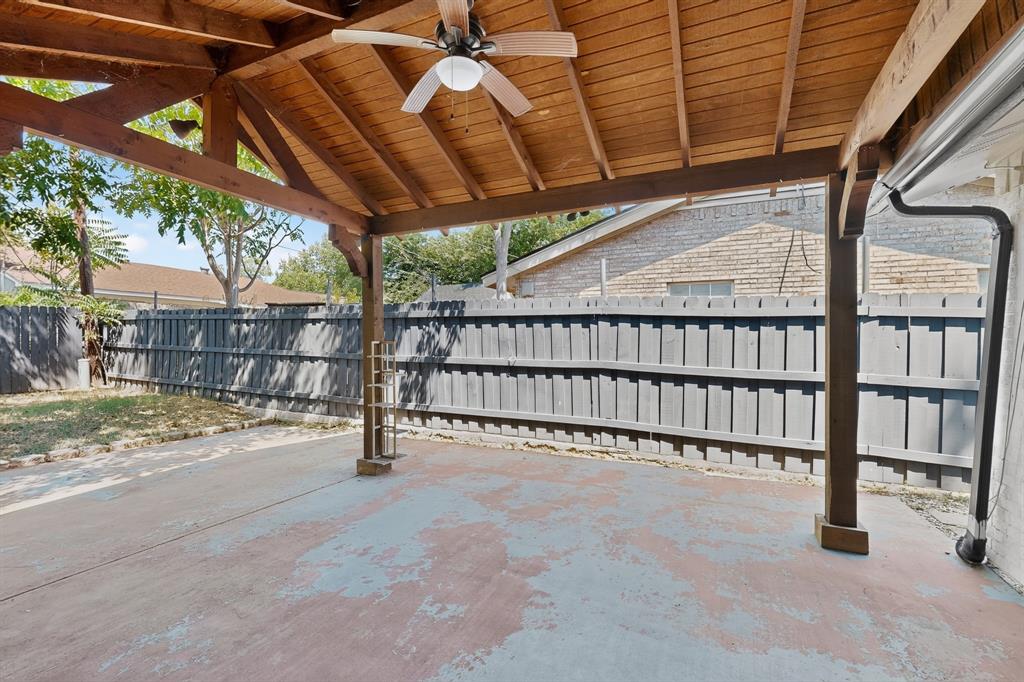 2441 Lakeshore Drive Property Photo 35