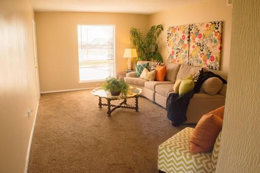 2800 Sayles Boulevard 22 B Property Photo 4