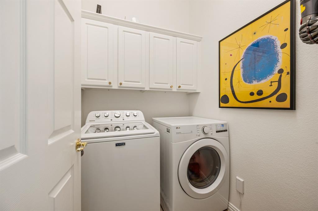 2404 Watercrest Drive Property Photo 18
