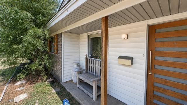 1300 Timberlake Circle Property Photo 4