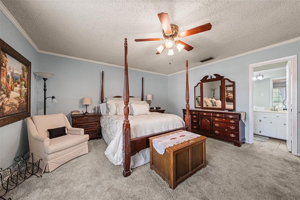 406 Ocampo Court Property Photo 15