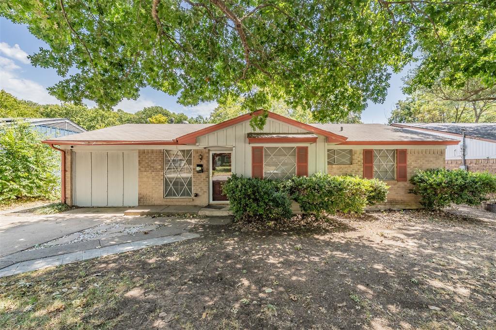 1346 Winding Trail Property Photo 1
