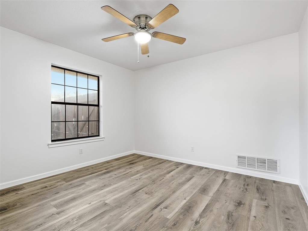 7525 Sean Drive Property Photo 14