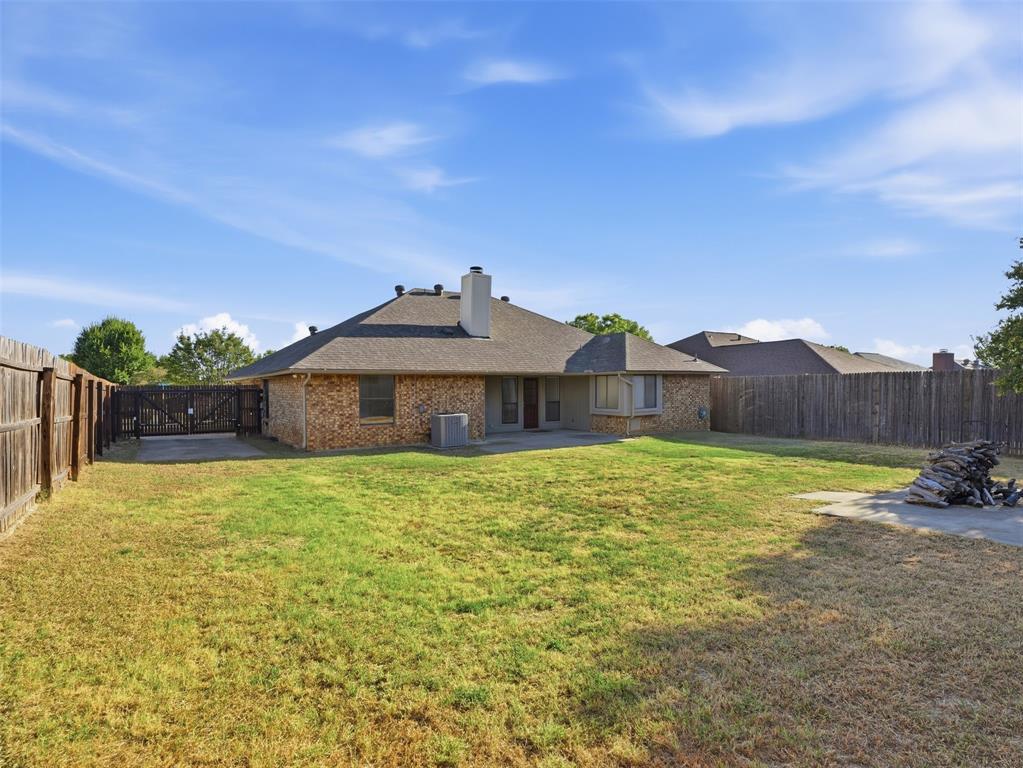 7525 Sean Drive Property Photo 18